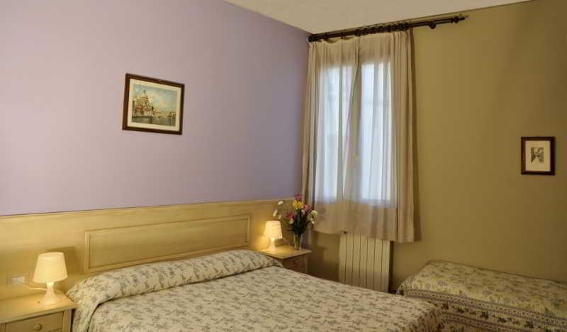 Hotel Regina Firenze Kültér fotó